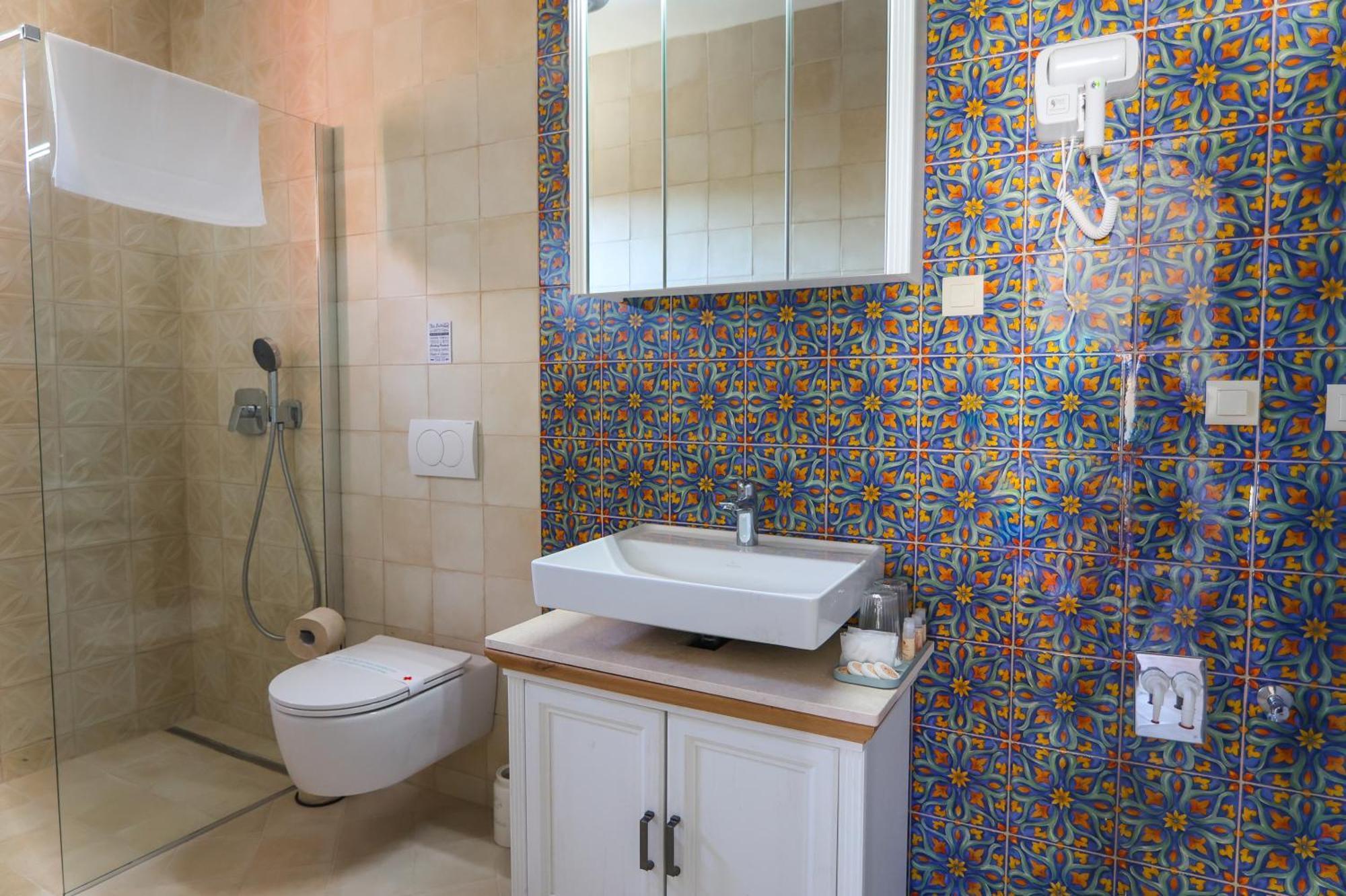 Apart Hotel Asteria Любляна Екстериор снимка